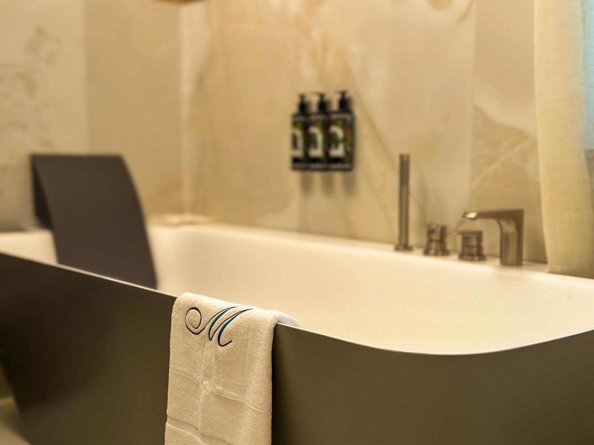 Relais La Magioca -Adults Only- Bed & Breakfast Negrar Bagian luar foto