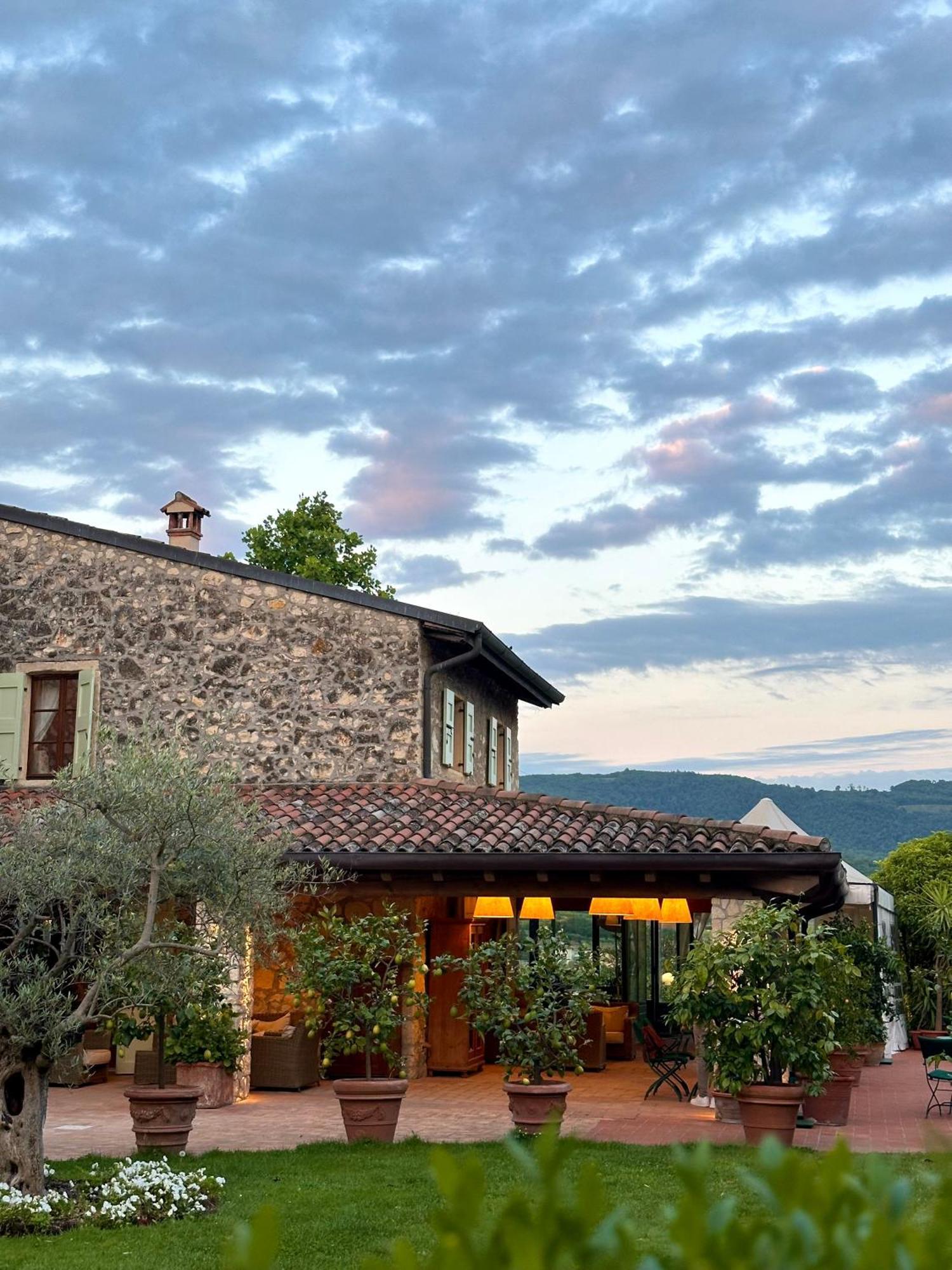 Relais La Magioca -Adults Only- Bed & Breakfast Negrar Bagian luar foto